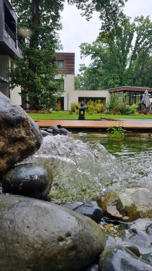 Utopia Hotel - Art & Nature Hotel Mons Eksteriør bilde