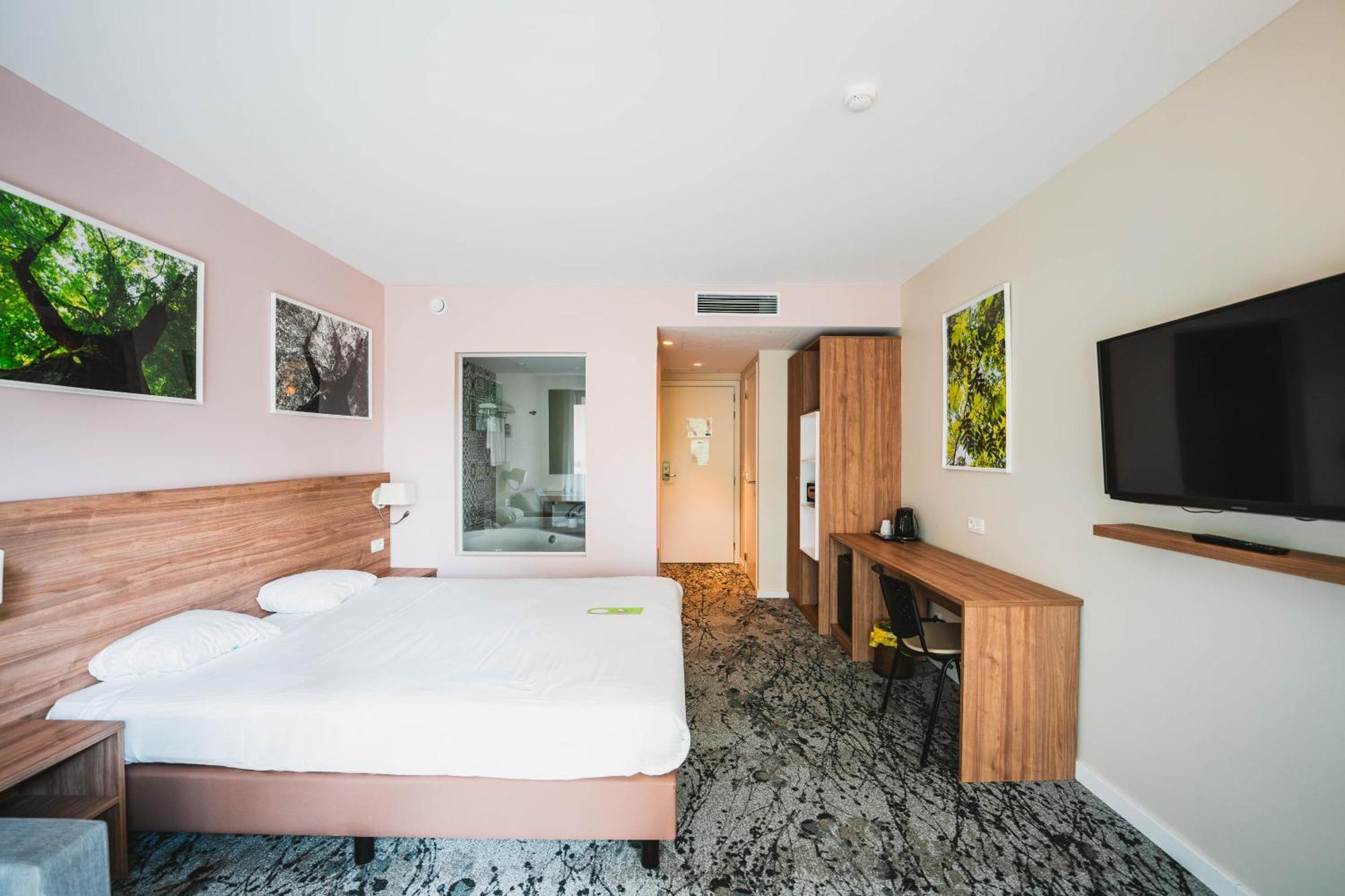 Utopia Hotel - Art & Nature Hotel Mons Eksteriør bilde